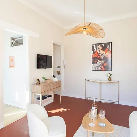 Mirabeau Prestige Lejlighed